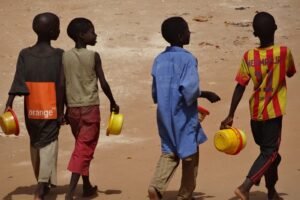 Mobilité des jeunes au Sénégal : plus de 60 % exposés à l’exploitation, selon une étude de ChildFund