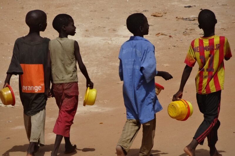 Mobilité des jeunes au Sénégal : plus de 60 % exposés à l’exploitation, selon une étude de ChildFund